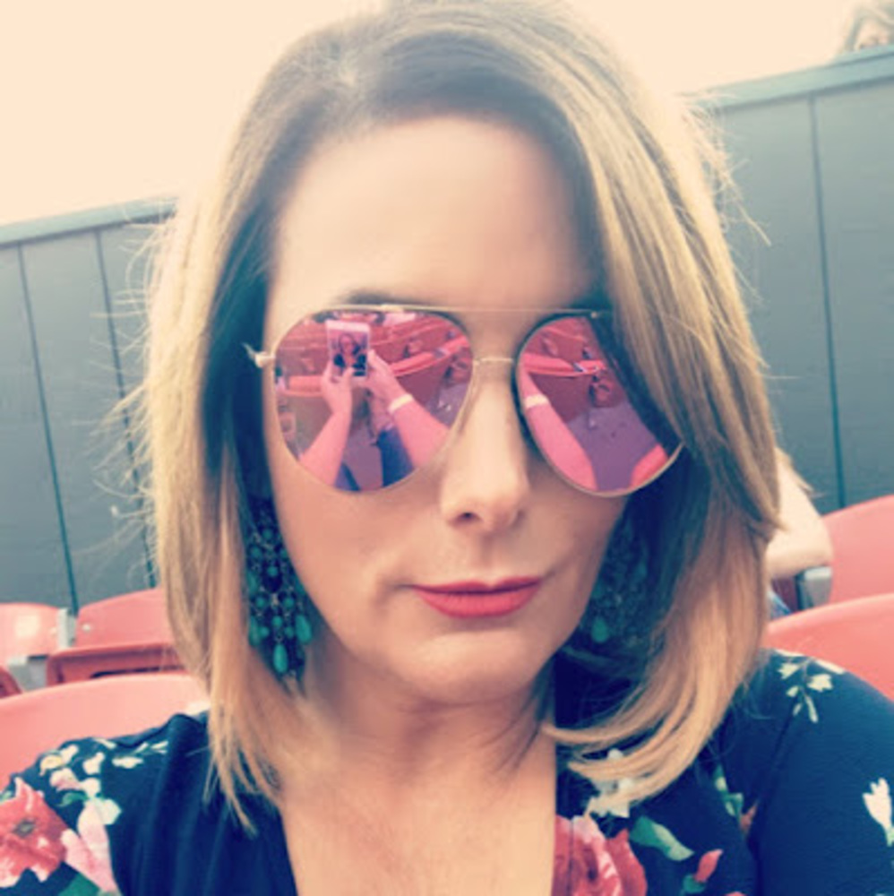 Meet your Posher, Liza